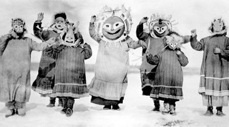 Missionary sisters circa 1920