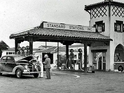 A Standard Stations filling station in California, circa 1939.