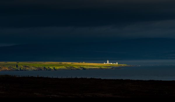 Lighthouse in the North Sea, Duncansby Stacks, Scotland thumbnail