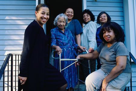 A centenarian and her descendants 
