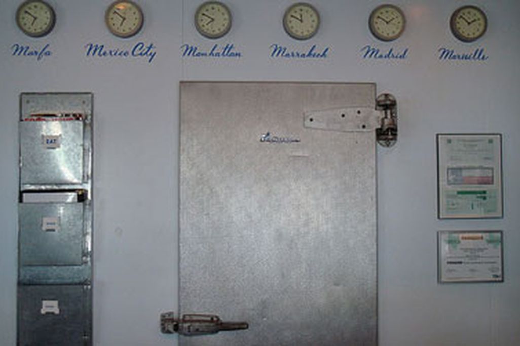 A restaurant's refrigerator is the perfect place to spend some private time.