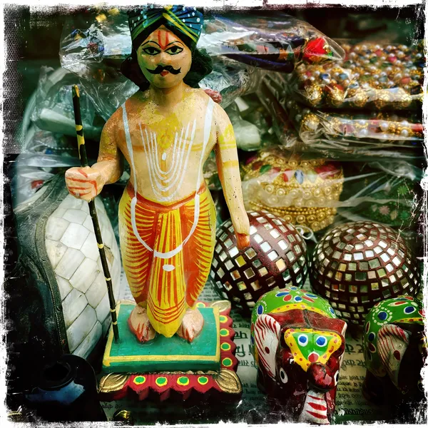 Trinket, Delhi thumbnail