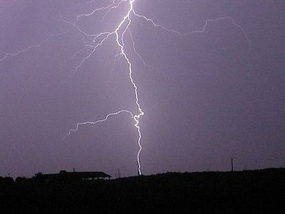A new study suggests that lightning alone—even without the other elements of a thunderstorm—might trigger migraines.