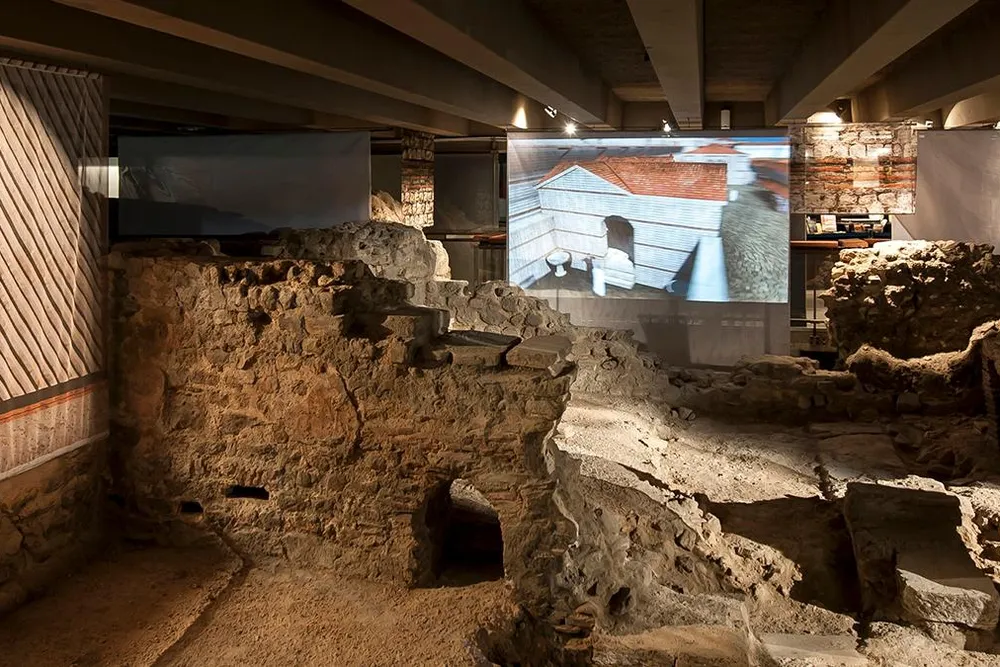 Notre Dame crypt (main longform)