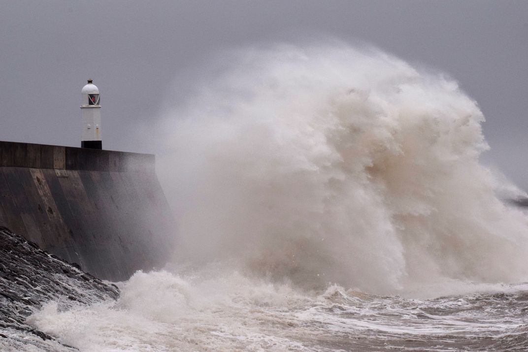 Stormy Sea Porthcawl South Wales | Smithsonian Photo Contest ...
