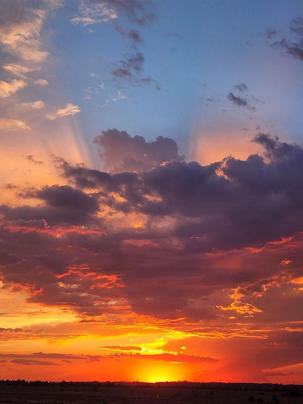 A fabulous Oklahoma sunset. thumbnail