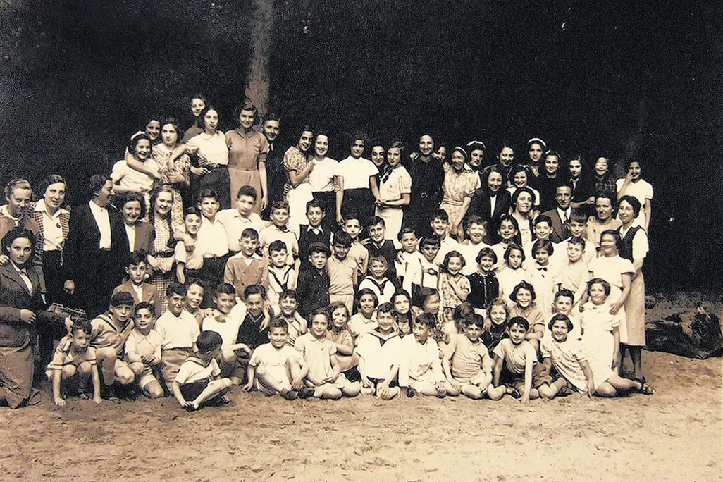 Child refugees from Germany and Austria at the Amsterdam Burgerweeshuis orphanage