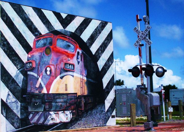 Trains A Comin thumbnail