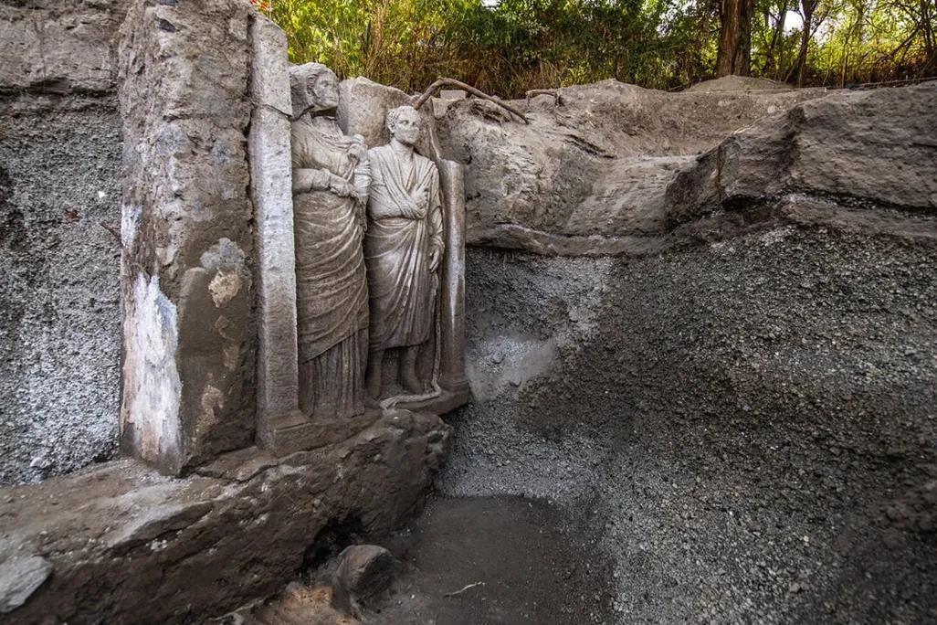 Ancient statues in Pompeii