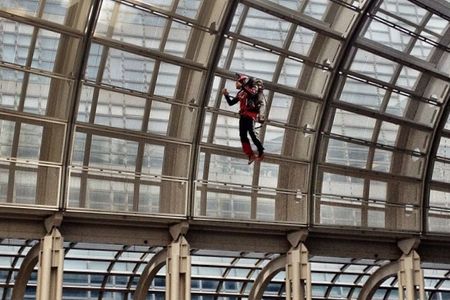 Jet pack demonstration at Smithsonian magazine's 'The Future is Here' Festival 