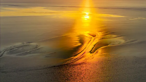 The Sun the Gilder thumbnail