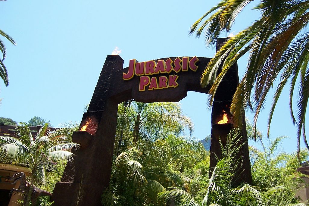 20130611110040Jurassic_Park_US.jpg