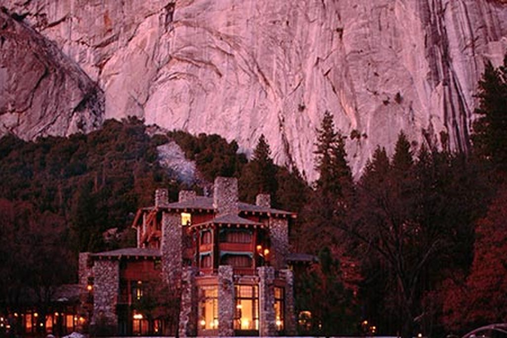 Yosemite Ahwahnee Hotel