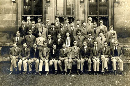 Alan Turing&rsquo;s&nbsp;class photo at King&rsquo;s College, Cambridge&nbsp;in 1931