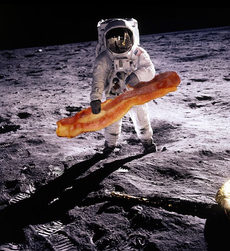 The First Meal Eaten on the Moon Was Bacon | Smart News| Smithsonian  Magazine