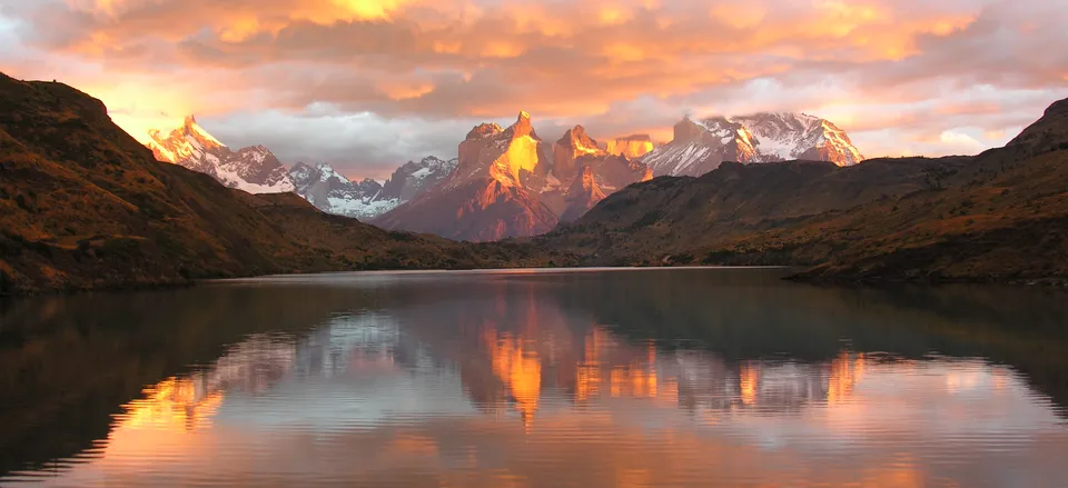  Sunrise in Torres del Paine National Park, Chile 