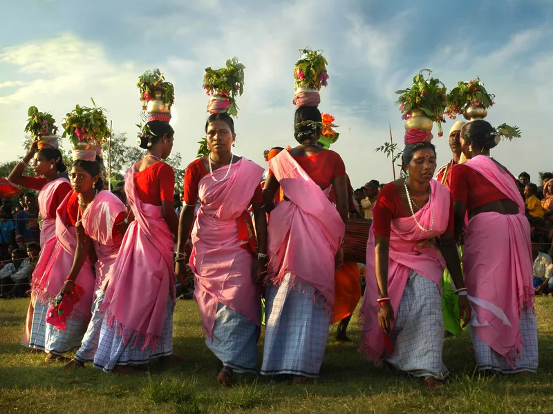 Tribes Of India Santhal Tribes Of India Dance Of Indi - vrogue.co