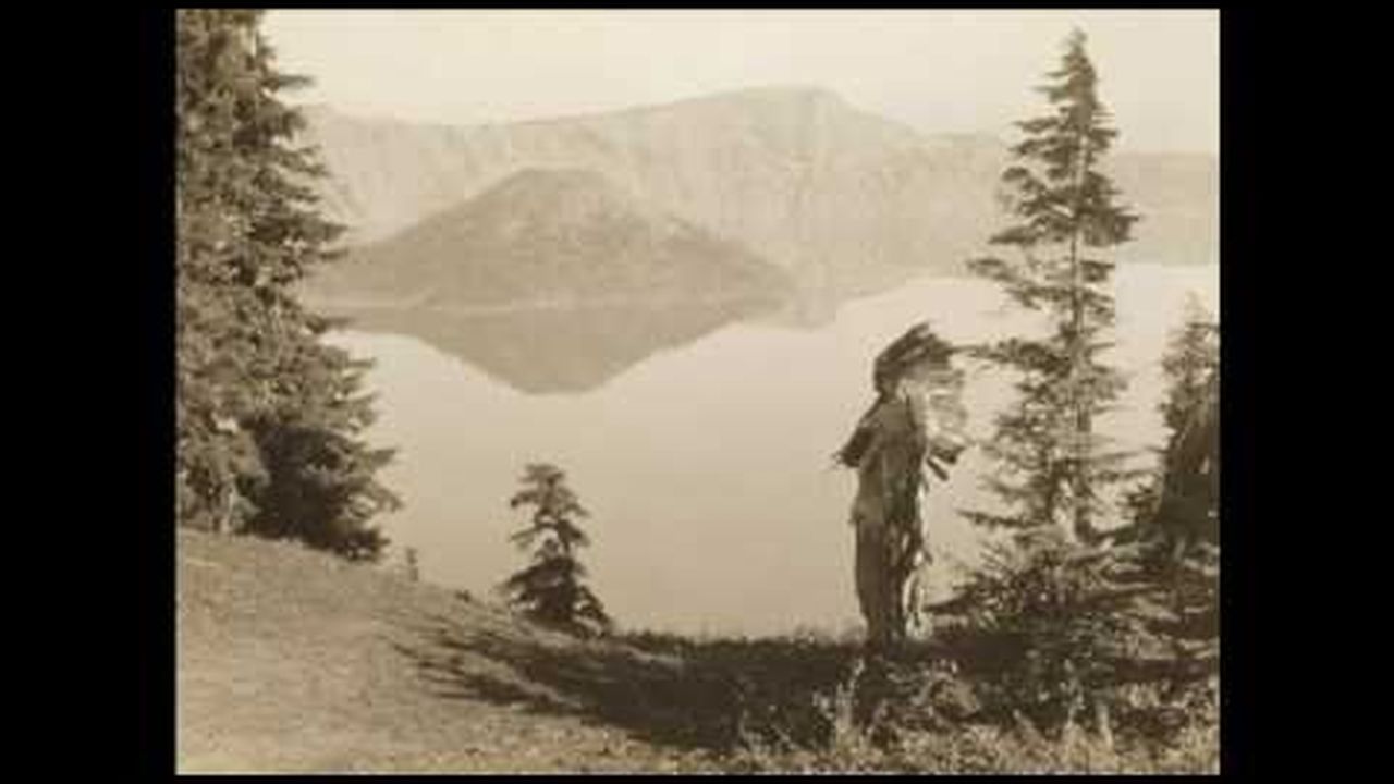Preview thumbnail for Edward Curtis: Photographing the North American Indian
