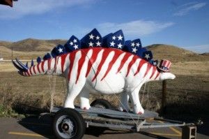 20110520083158Patriotic-stegosaurus-colorado-300x199.jpg