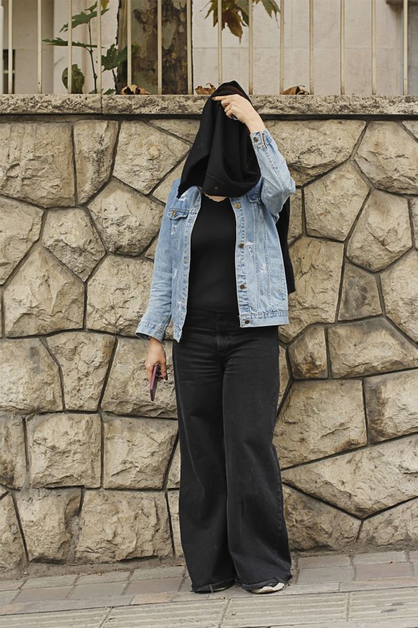 PHOTO COLLECTION: WOMEN IN TEHRAN thumbnail