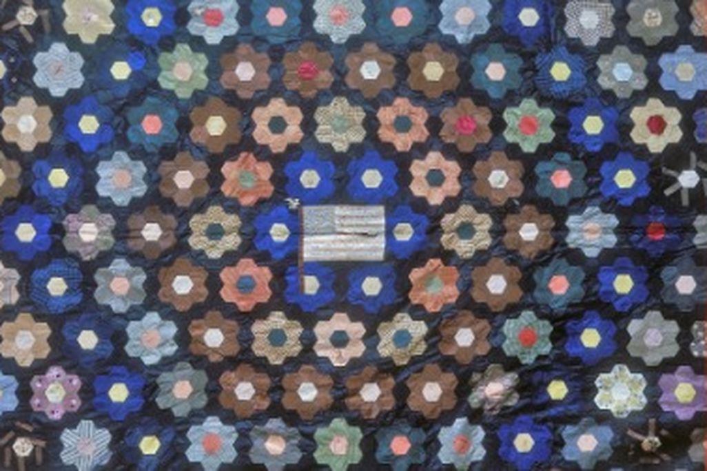 Lord's autograph quilt