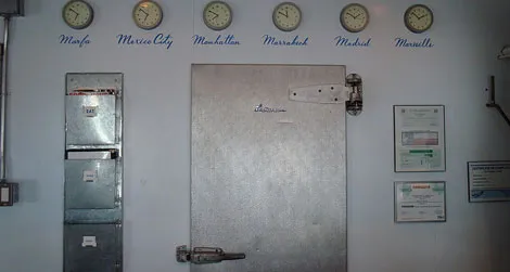 A restaurant's refrigerator is the perfect place to spend some private time.