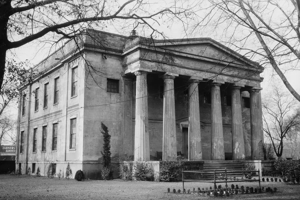 Old Medical College at 598 Telfair Street