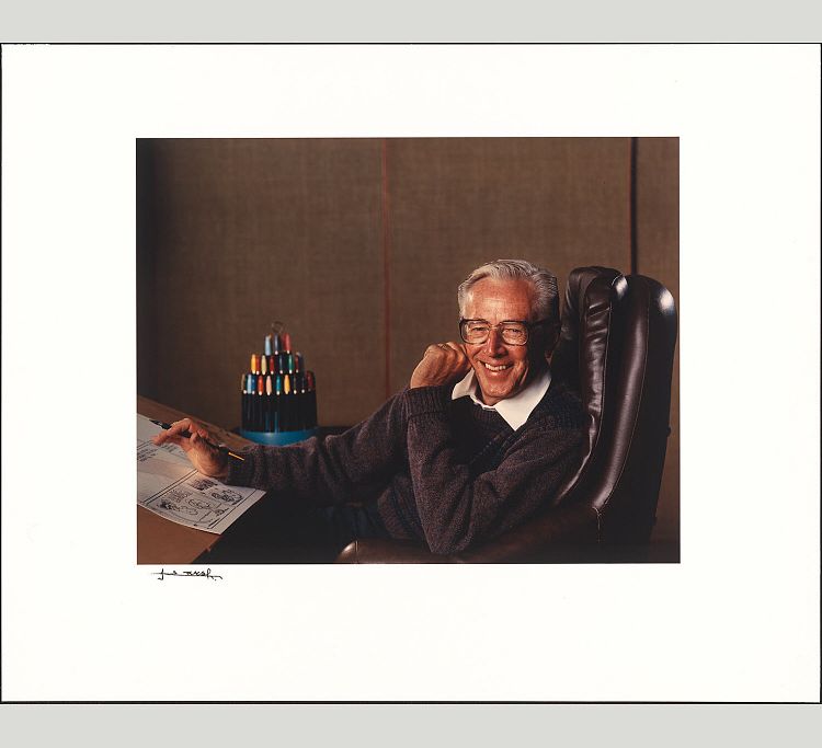 1280px-Charles_Schulz_NYWTS.jpg