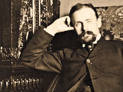 The dapper Edgar Mix (1905 self-portrait) avidly documented aeronautical events around Paris.