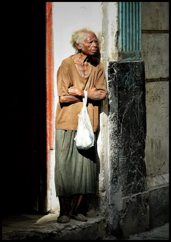 An Old Woman in Havana, Cuba, Waiting thumbnail