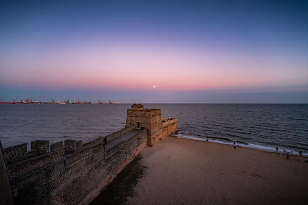 Moonrise at the Great Wall thumbnail