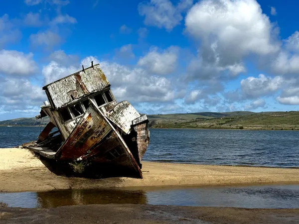 Shipwreck at Point Reyes thumbnail