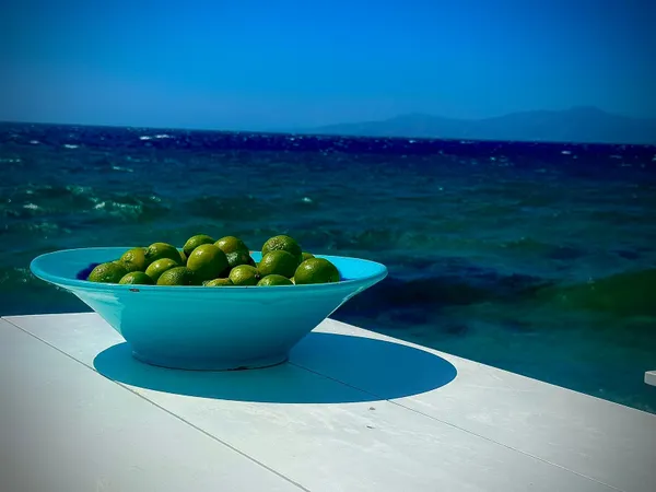 Limes in the wind thumbnail