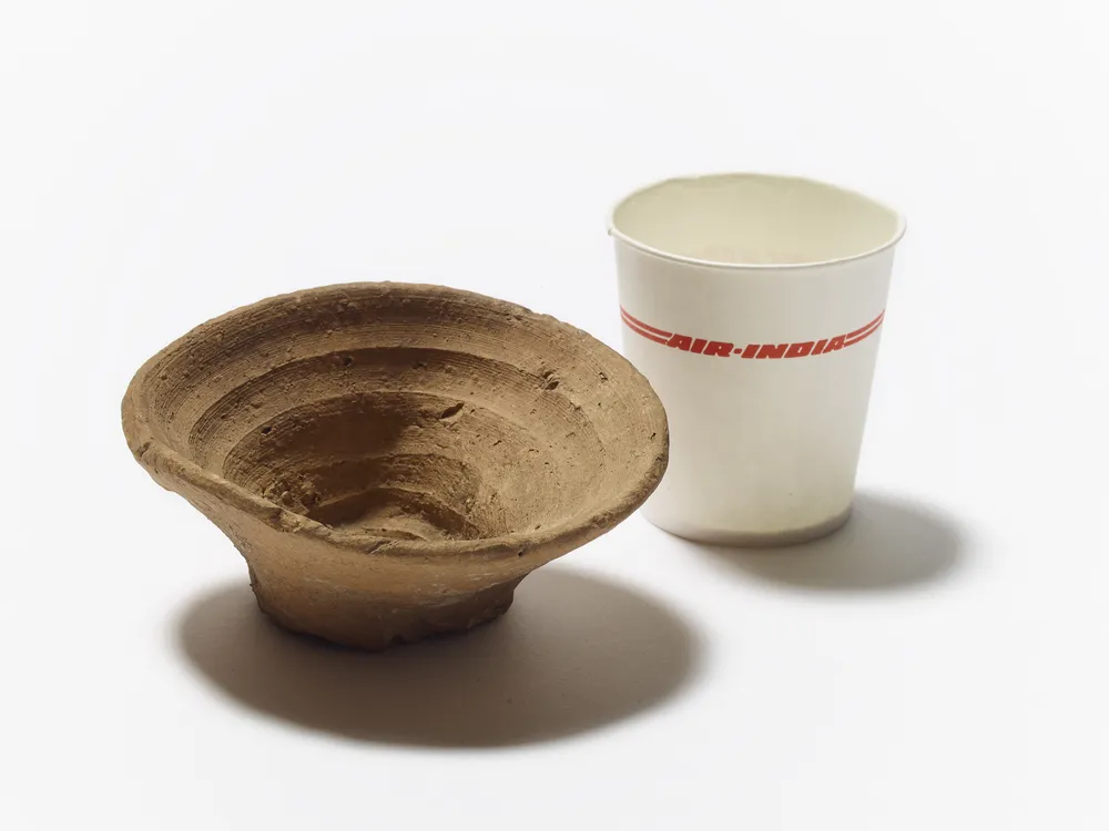 Minoan disposable cup