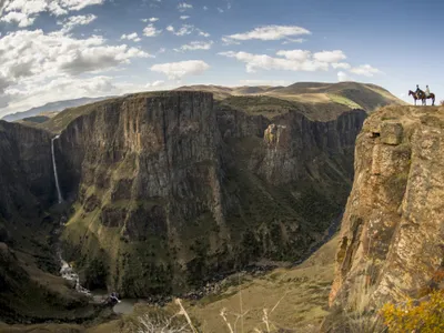 Slow-Motion Ripples in Earth's Mantle Built Mysterious and Stunning Highland Landscapes, Study Finds image