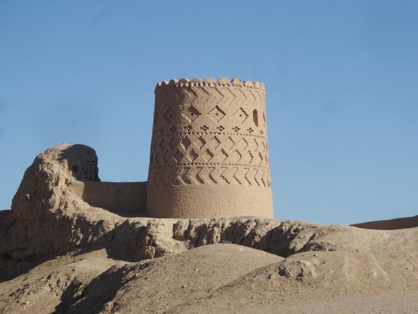 Meybod Castle thumbnail