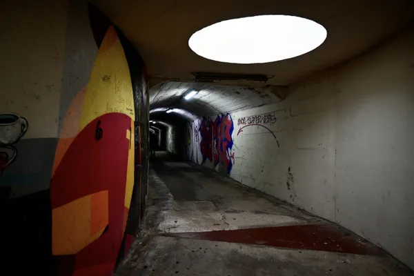 Graffiti in a tunnel thumbnail