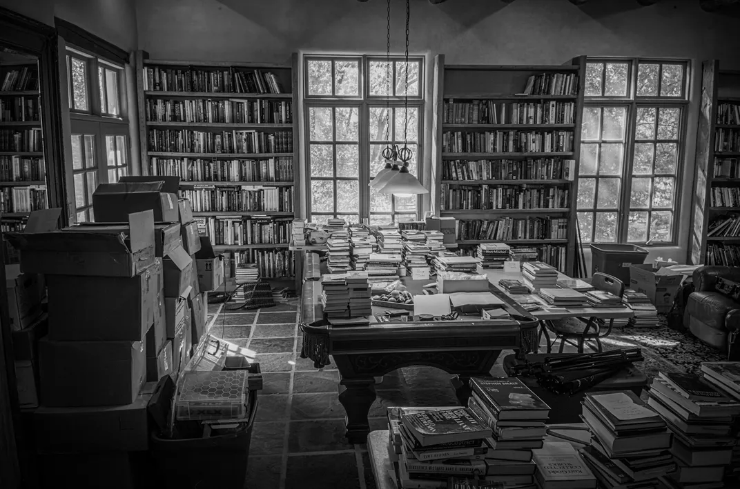 McCarthy was a devoted carpenter and designed these nine-foot-tall shelves along the walls of his living room, with room for 1,000 books—a mere 5 percent of the author’s sprawling personal library.