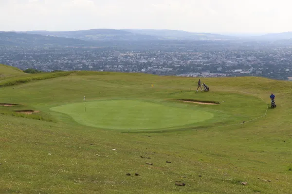 A golfgreen close to the sky thumbnail