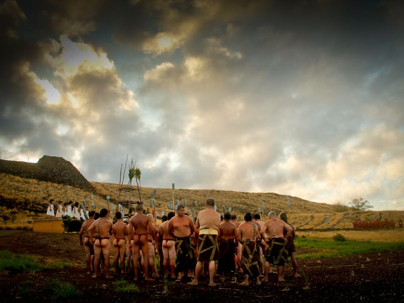 A gathering of native Hawaiians at an annual celebration at Pu'uhokola