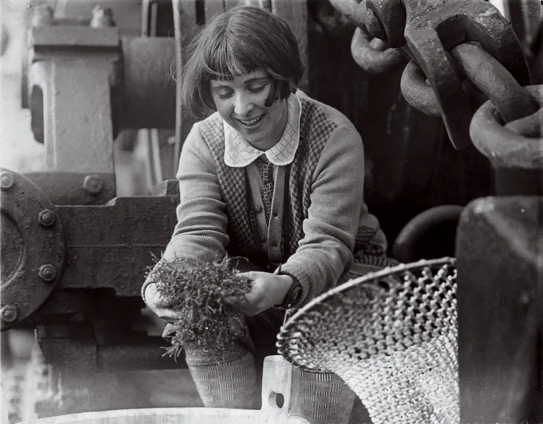  Marie Fish examines Sargasso seaweed 