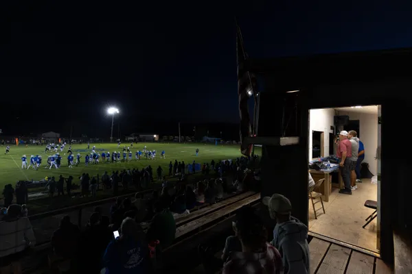 Friday Night Lights thumbnail