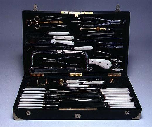 Demonstration and surgery kit, 1868