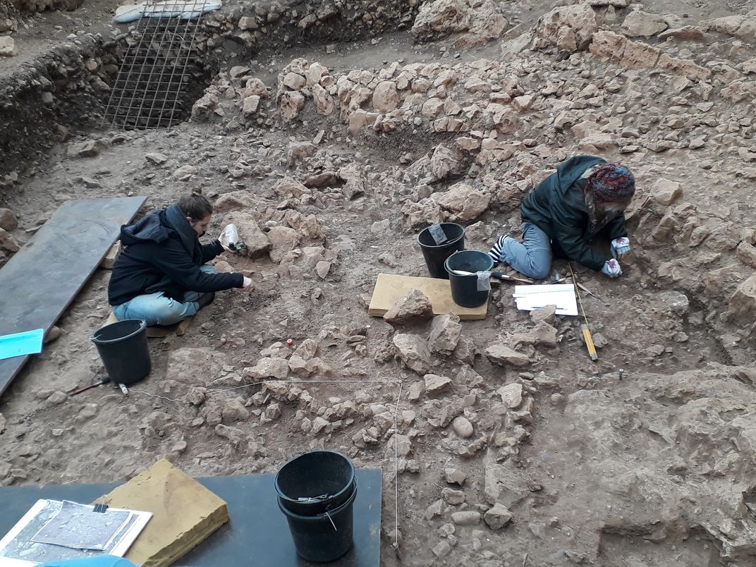 Excavating a Natufian house in el-Wad Terrace
