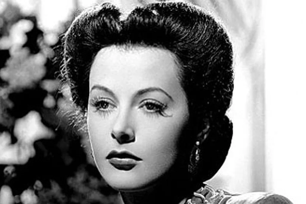 Hedy Lamarr in a 1942 publicity photo