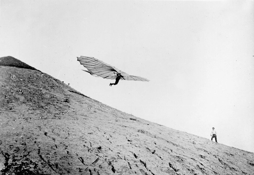 Otto Lilienthal in flight