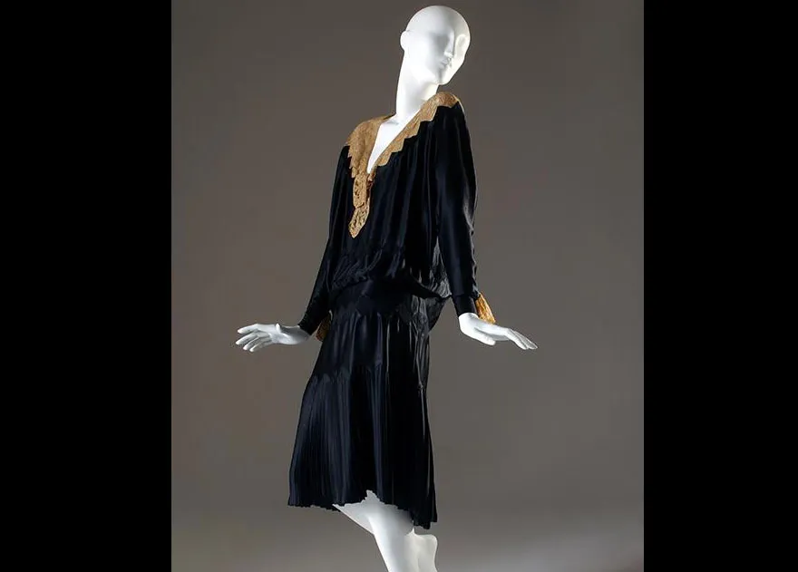 little black dress chanel 1926
