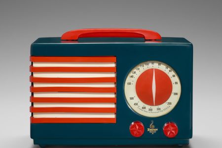 Emerson&#39;s Patriot Radio, model FC-400, made in 1940