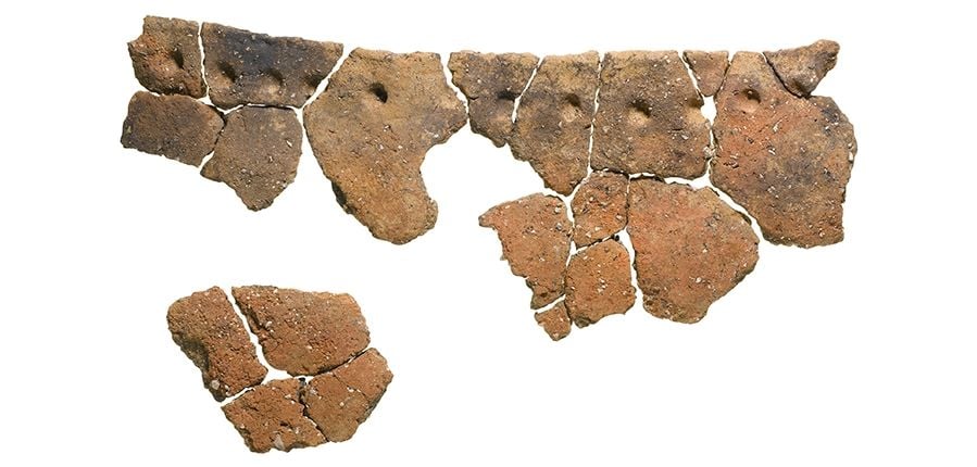Fragment of Neolithic vessel found in London