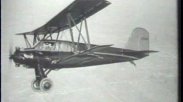 Preview thumbnail for January 1930: Curtiss-Tanager Wins Safety Award
